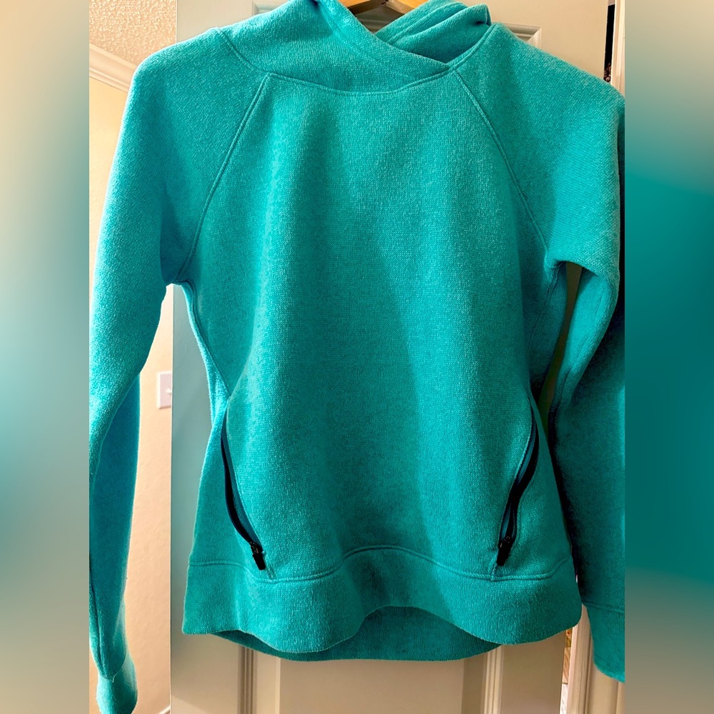 (Blue green) (Old Navy Active wear) KIDS (WITH HOOD)